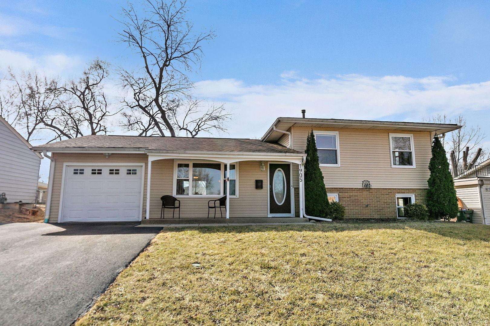 Poplar Ave, Hanover Park, IL 60133