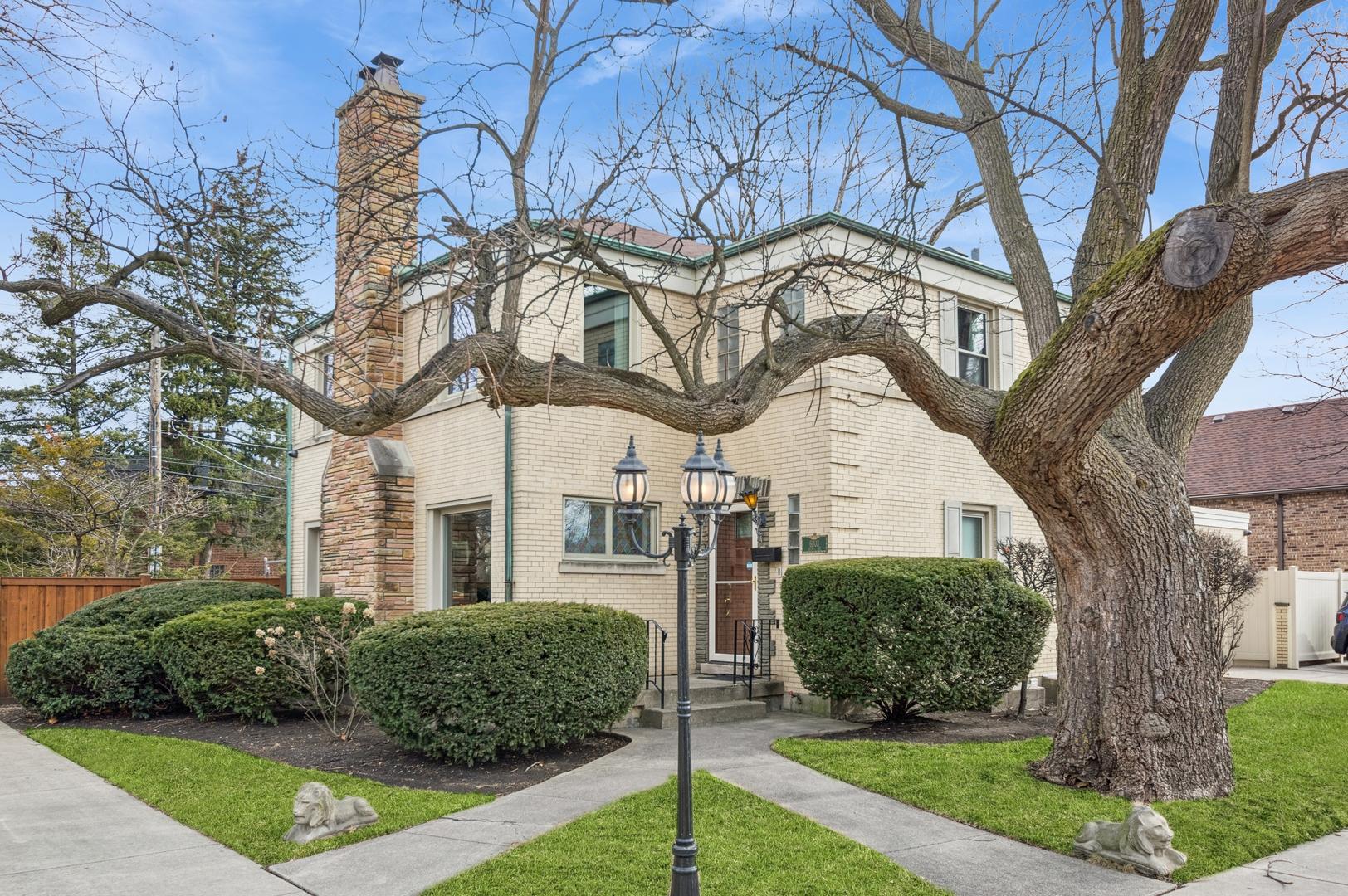 N Leona Ave, Chicago, IL 60646