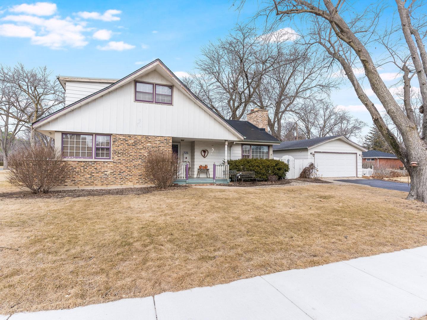 Ranch Rd, Wheaton, IL 60187