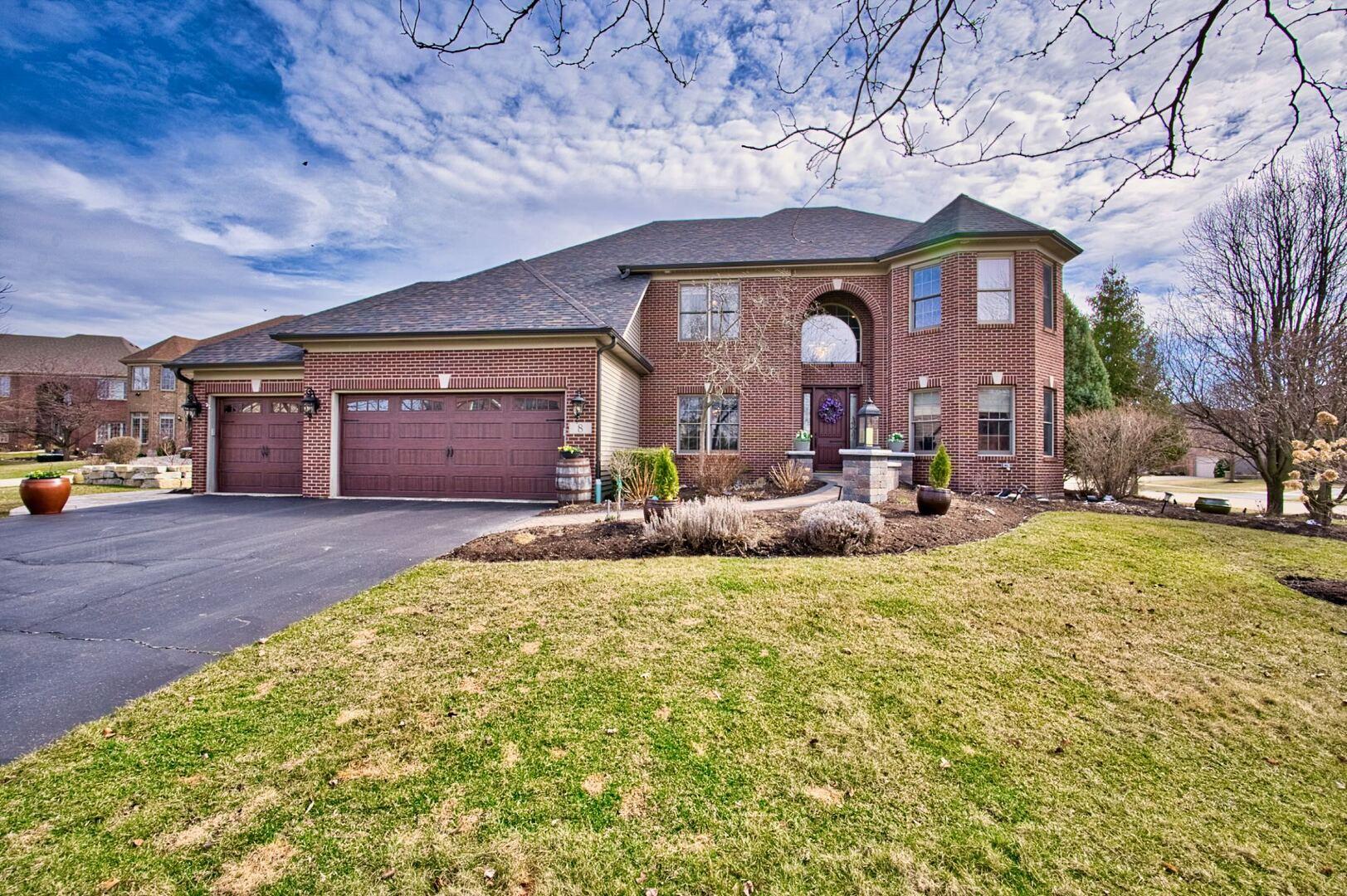 Crenshaw Ct, Bolingbrook, IL 60490