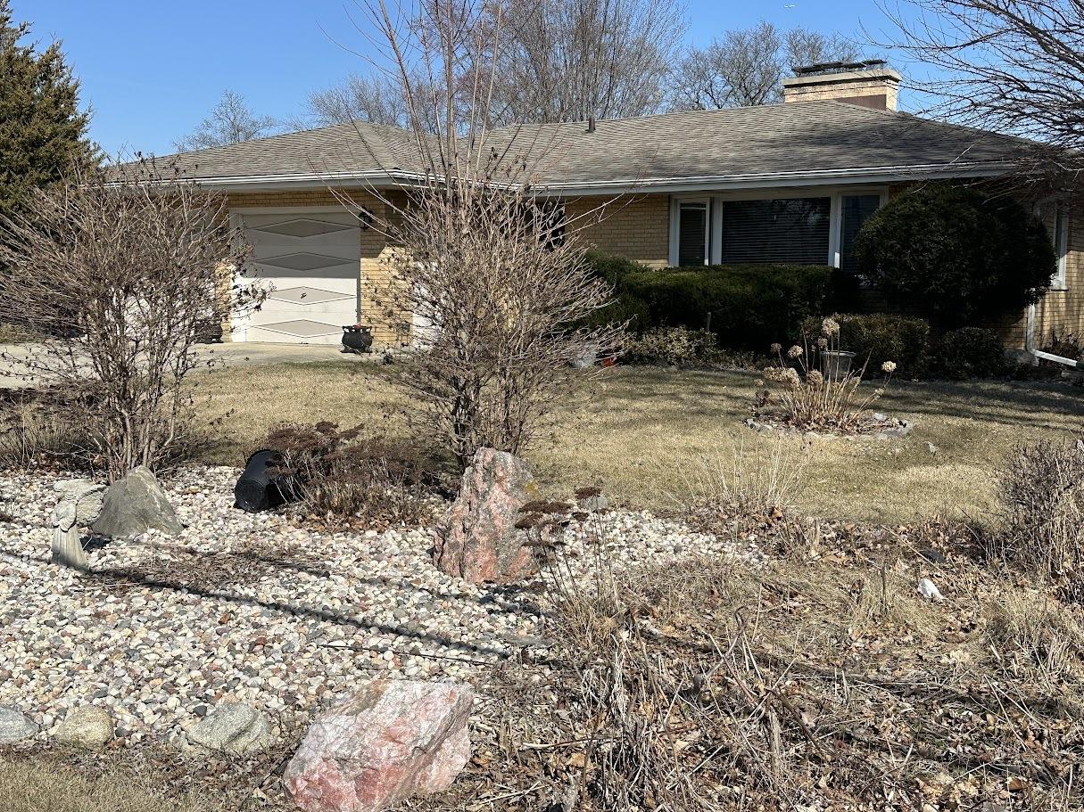 N Mclean Blvd, Elgin, IL 60123