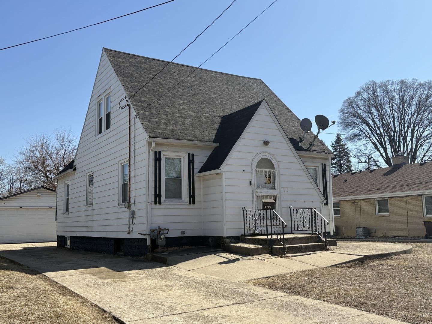 N Rockton Ave, Rockford, IL 61103