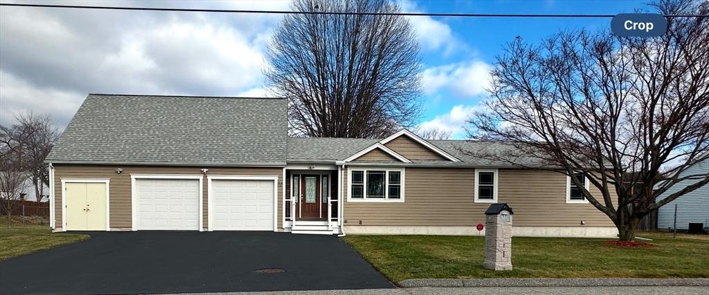 Dillon St, Chicopee, MA 01013