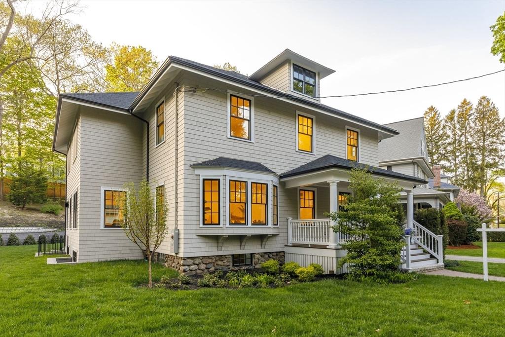 Hawthorne Ave, Auburndale, MA 02466