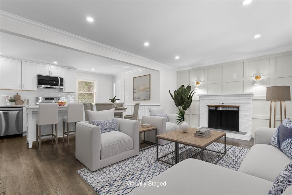 Locust St, Holliston, MA 01746
