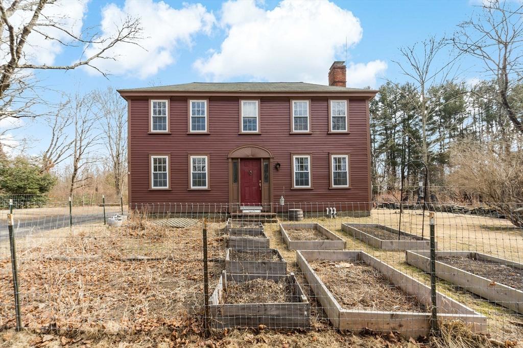 Middle St, North Dighton, MA 02764