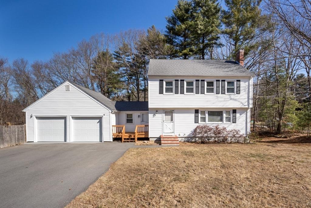 Sargent Ln, Franklin, MA 02038