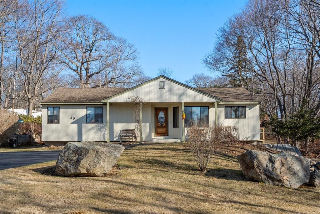 Norman Ave, Gloucester, MA 01930