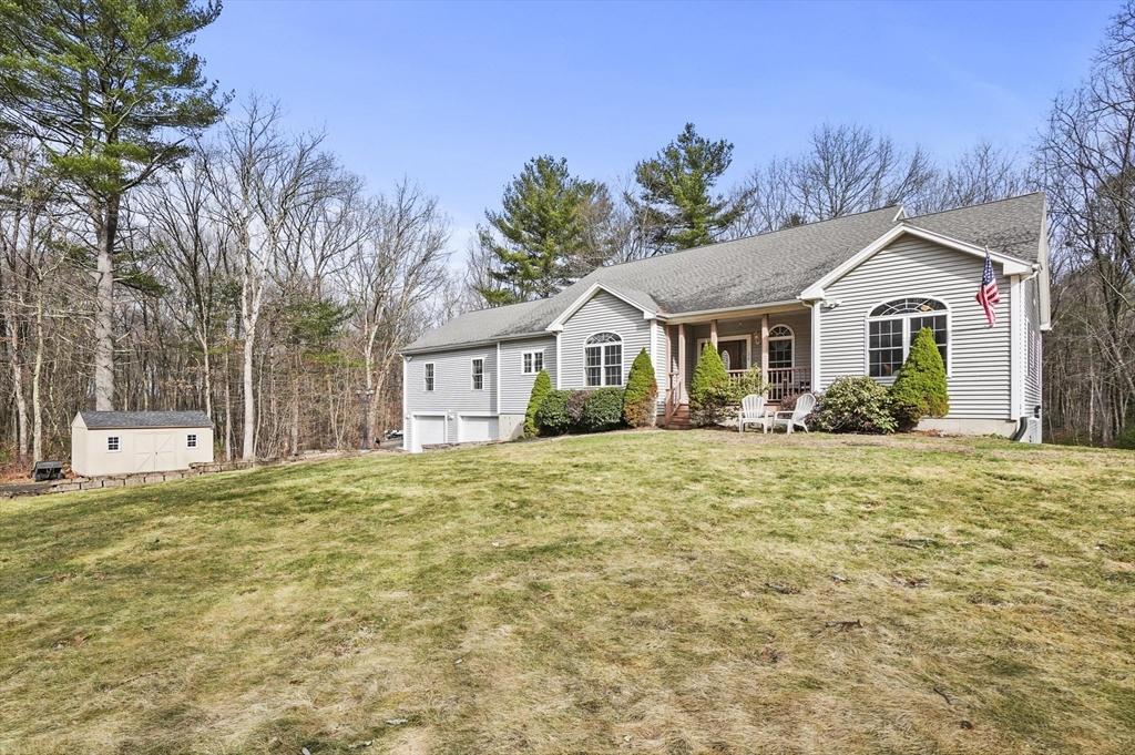 Sullivan Blvd, Oxford, MA 01540