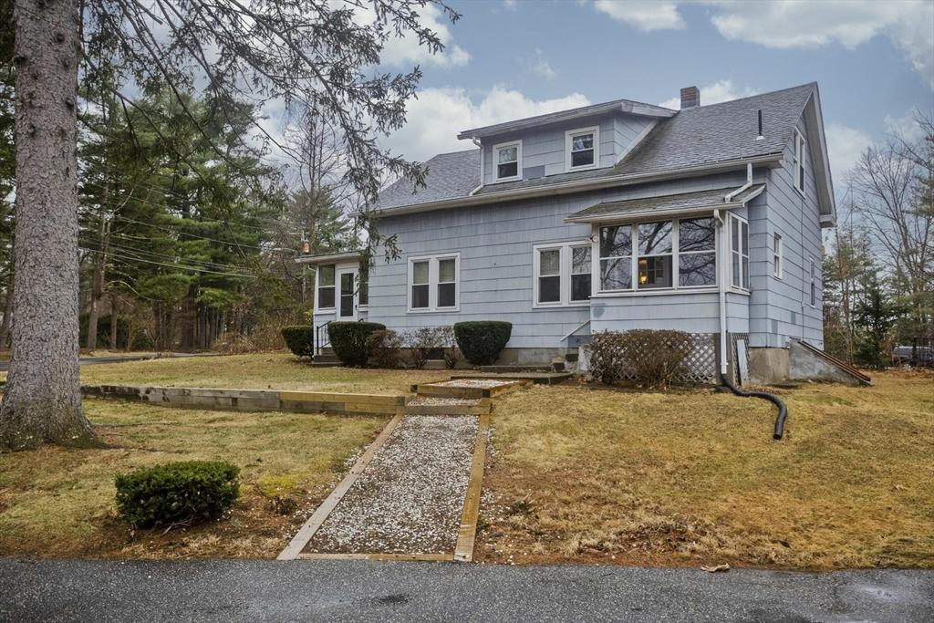 Maple St, East Longmeadow, MA 01028