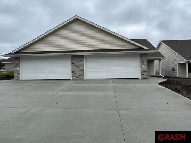 Birchwood Dr, New Ulm, MN 56073