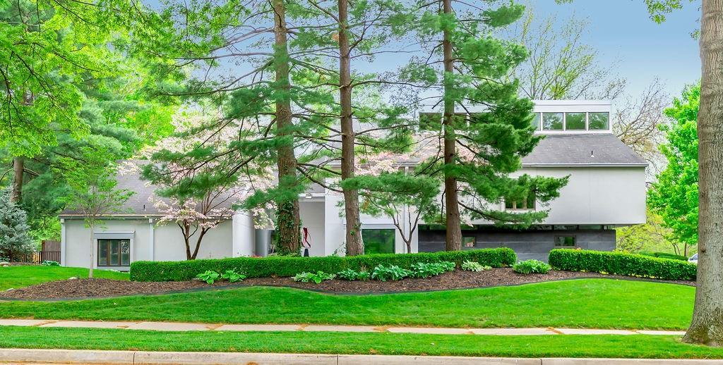 Westover Rd, Kansas City, MO 64113
