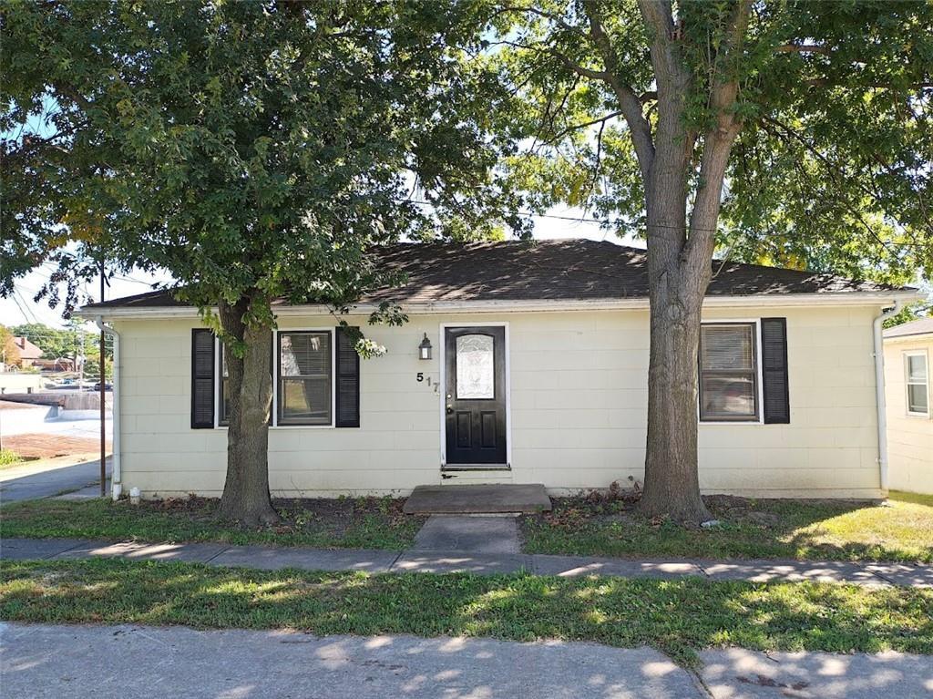 1st St, Kansas City, MO 64163
