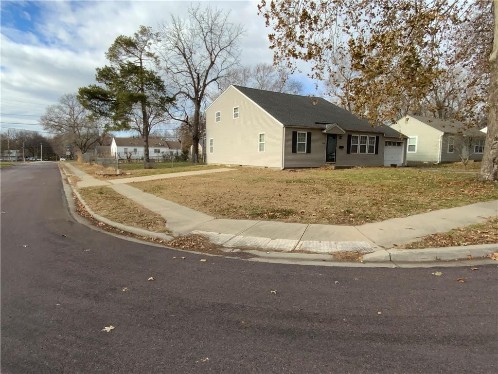 Newton St, Overland Park, KS 66204