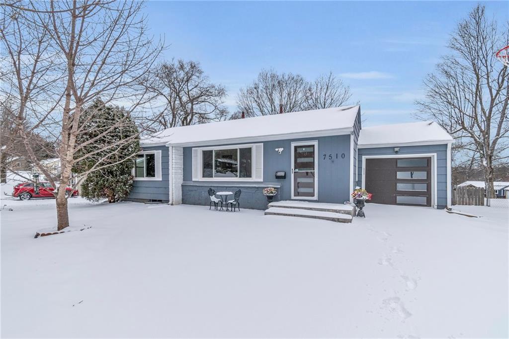 Falmouth St, Prairie Village, KS 66208