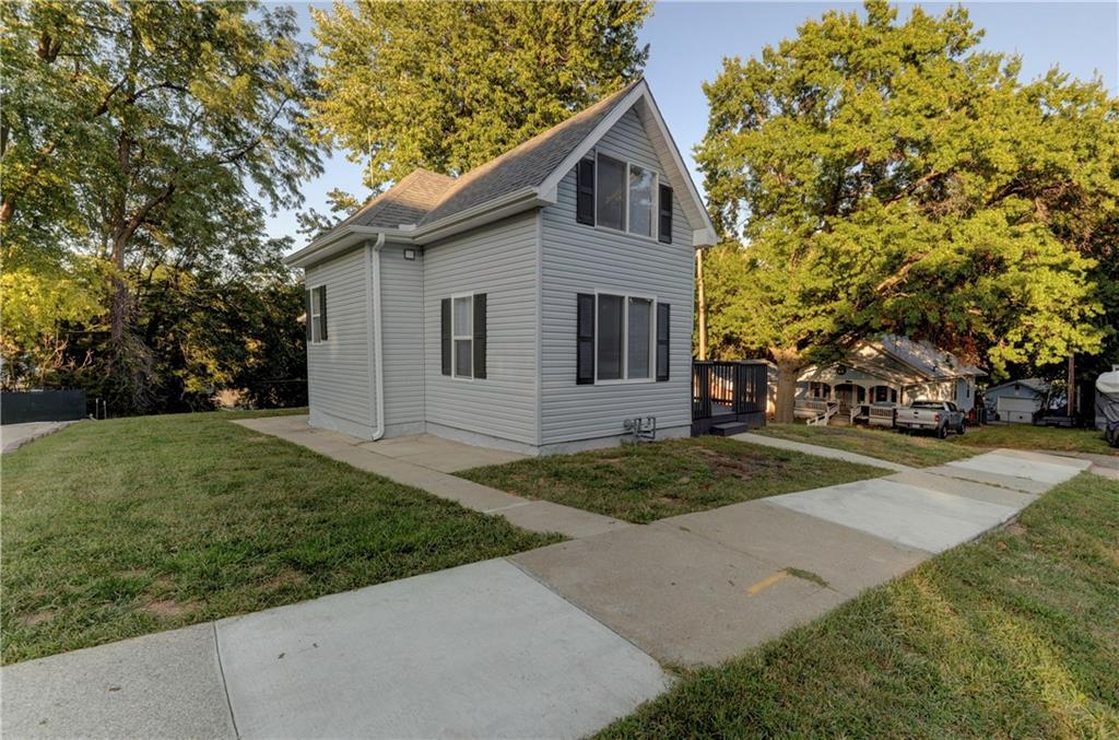 Independence Ave, Saint Joseph, MO 64505