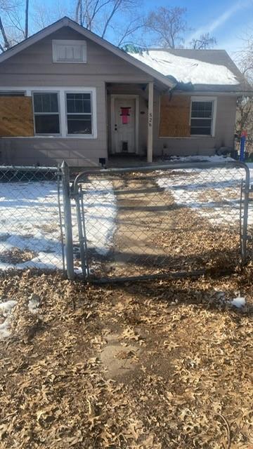 S Brookside Ave, Independence, MO 64053