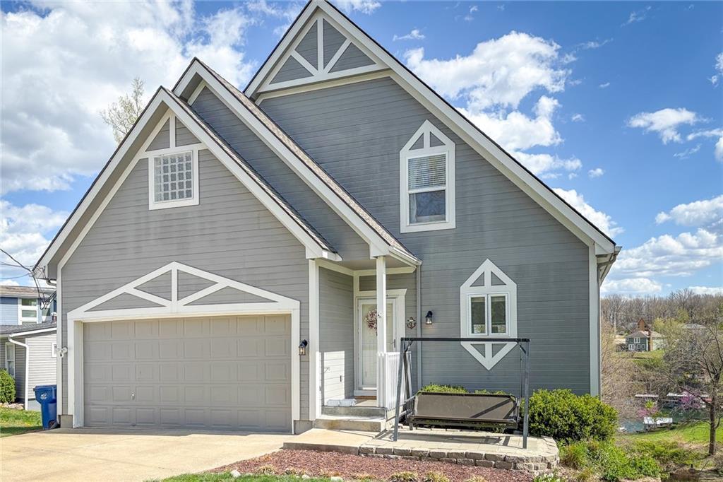 L Lake Shore Dr, Lees Summit, MO 64086