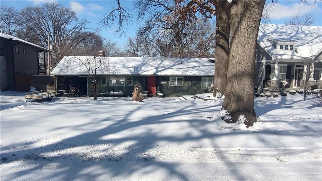 W 71st Ter, Prairie Village, KS 66208