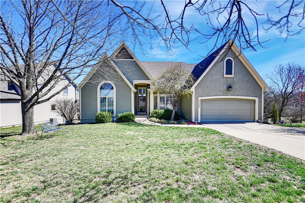 Candlelight Ln, Lenexa, KS 66215