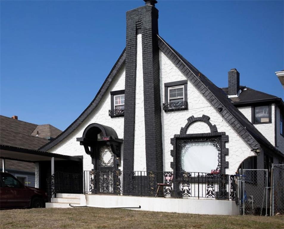 E 23rd St, Kansas City, MO 64127