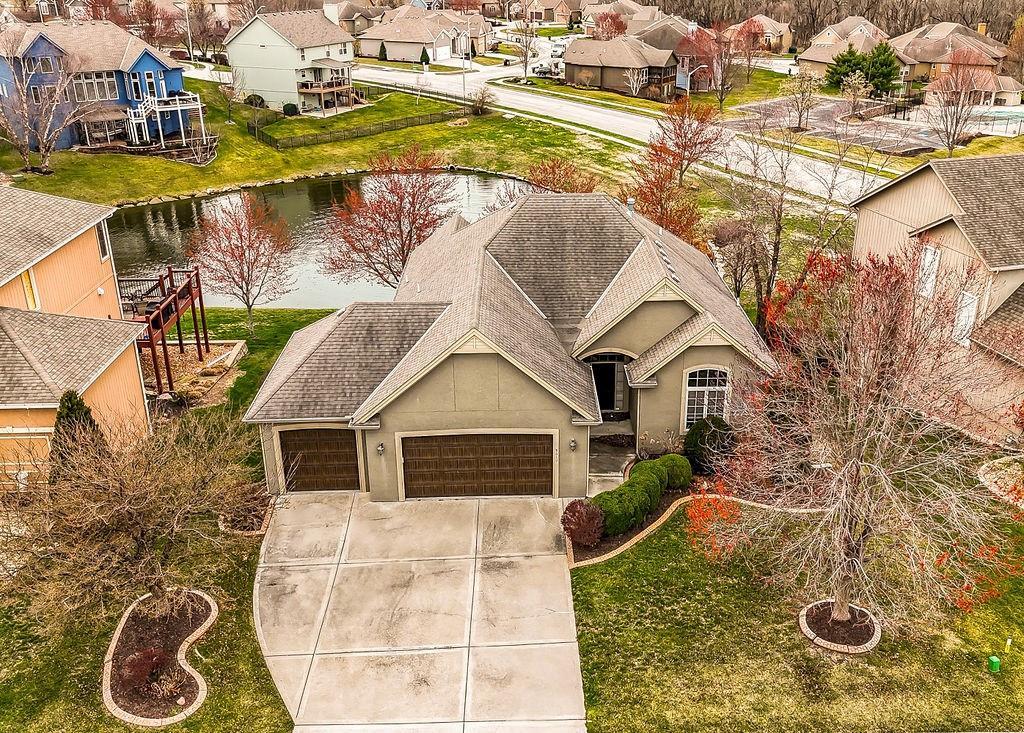 Nw 109th Ct, Kansas City, MO 64154