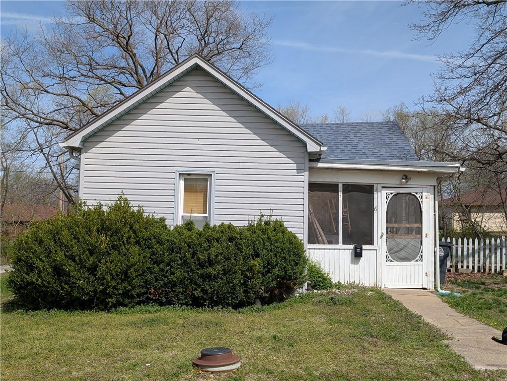 W 3rd St, Holden, MO 64040