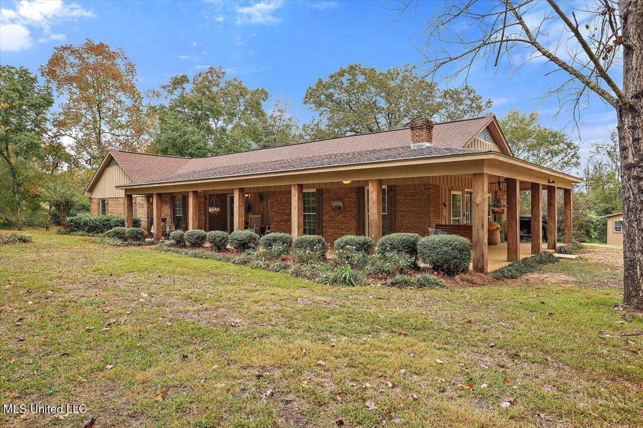 Maxie Rd, Mount Olive, MS 39119