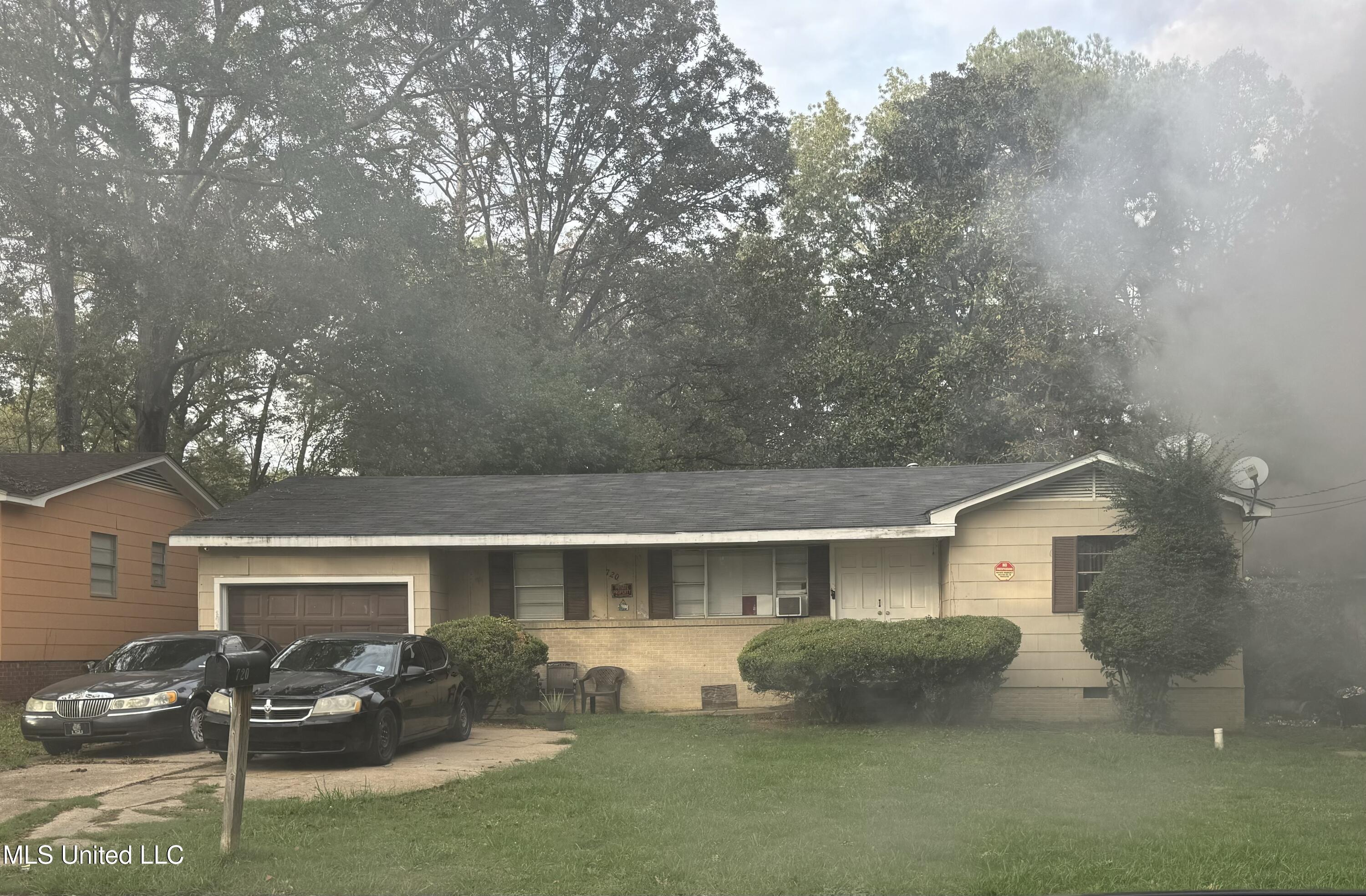 Winn St, Jackson, MS 39204