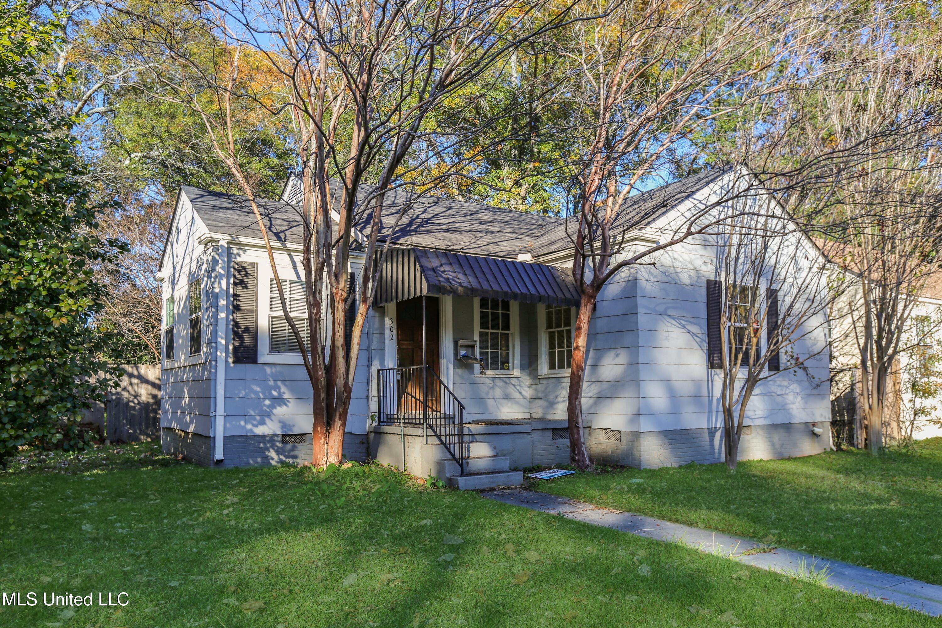 Decelle St, Jackson, MS 39216