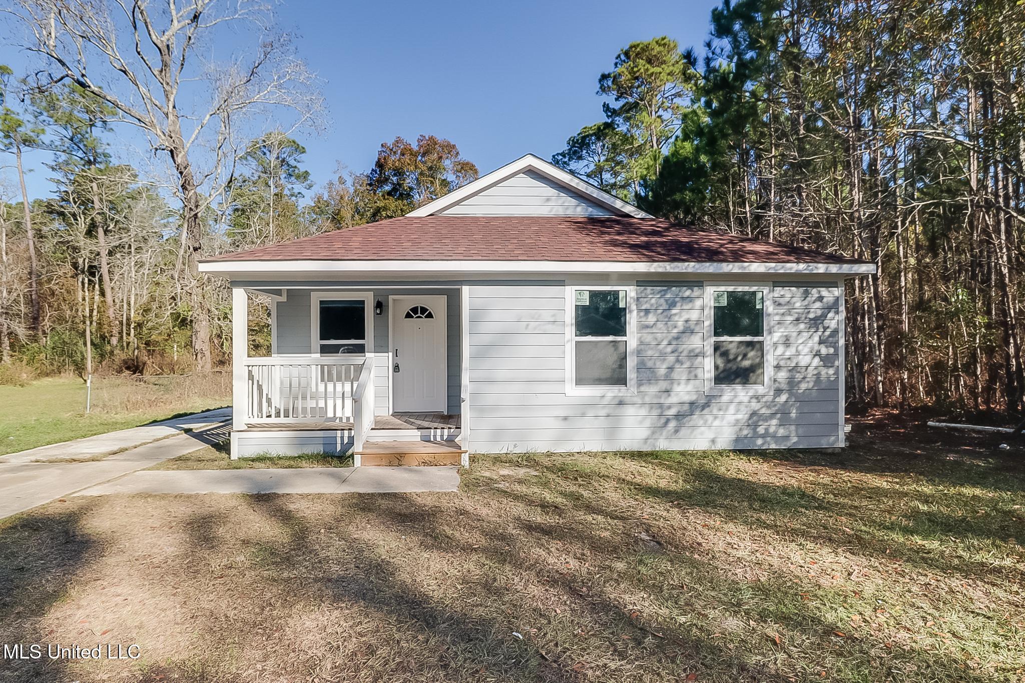 30th 1/2 St, Gulfport, MS 39501