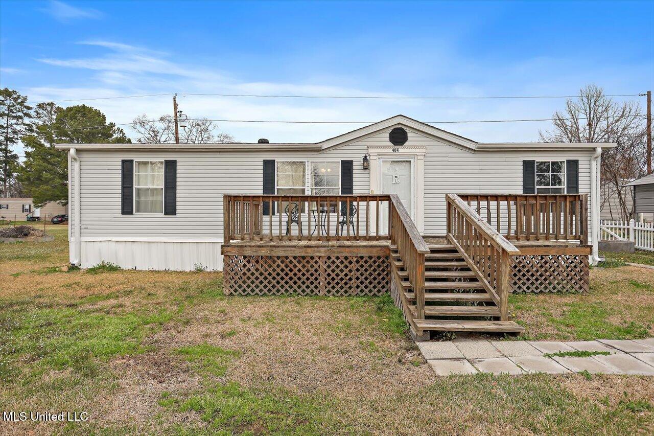Southgate Dr, Richland, MS 39218