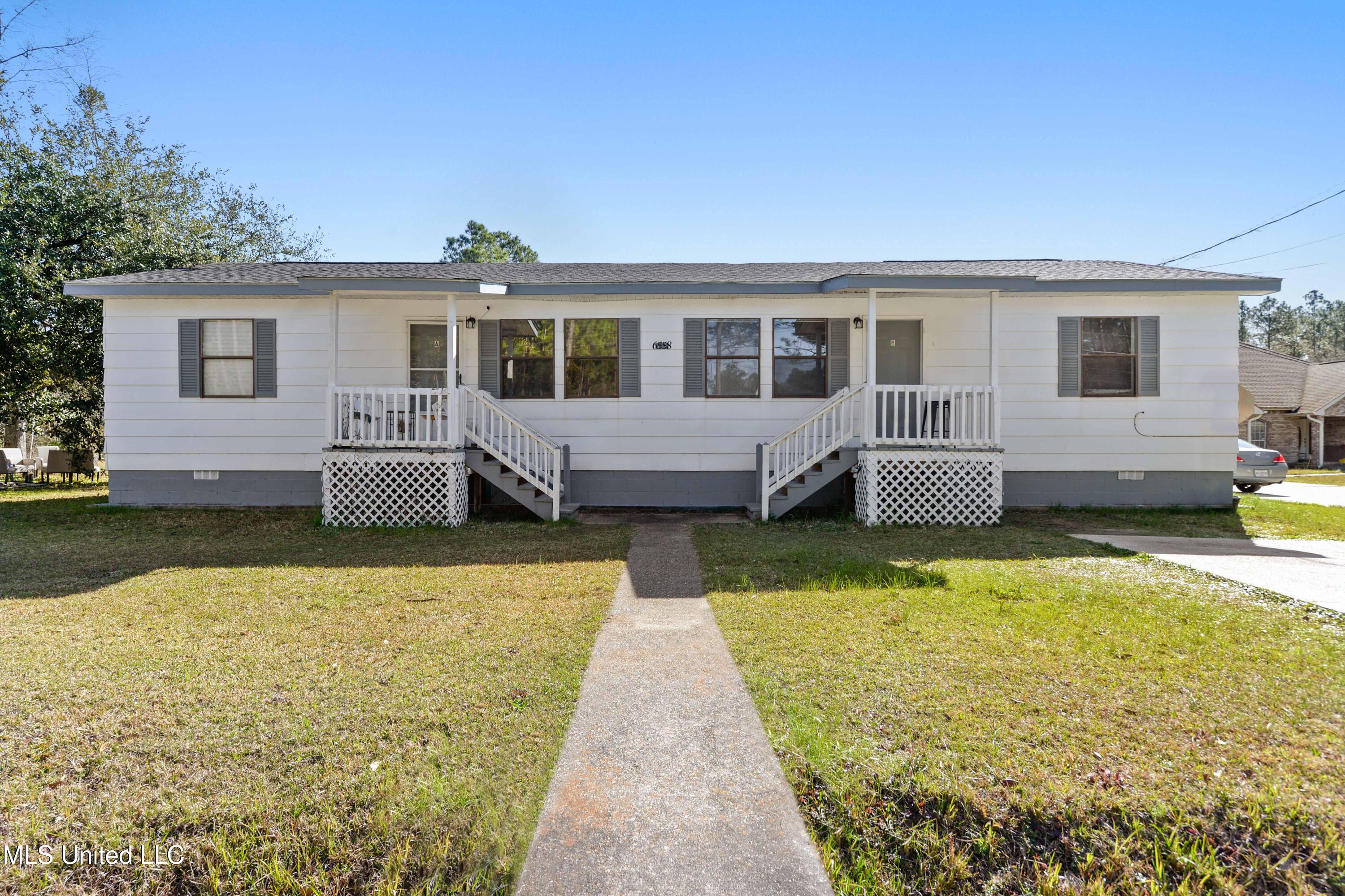 Simmons Dr, Long Beach, MS 39560