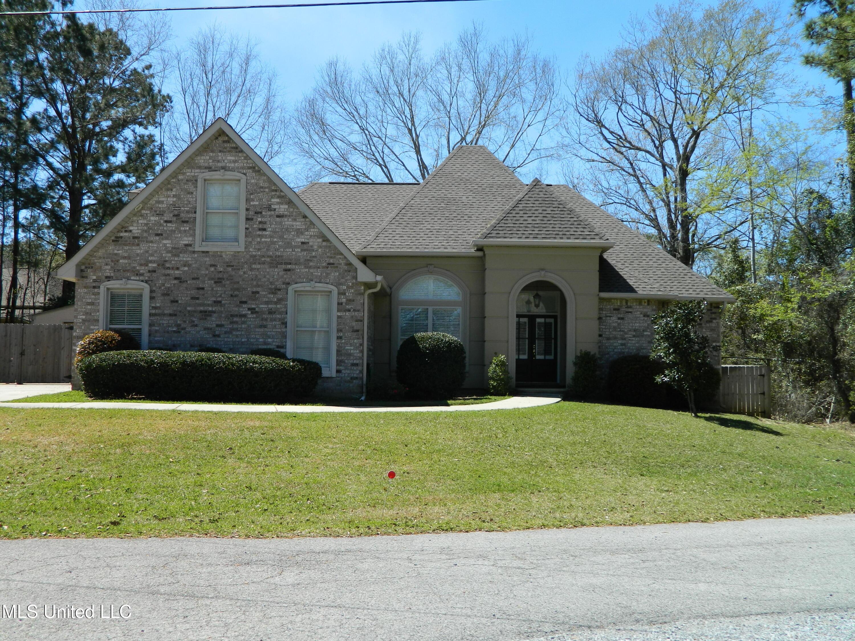 Ewa Ct, Diamondhead, MS 39525