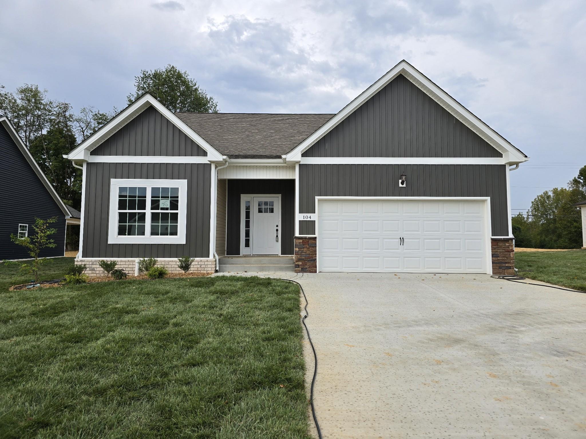 Hummingbird Way, Clarksville, TN 37043