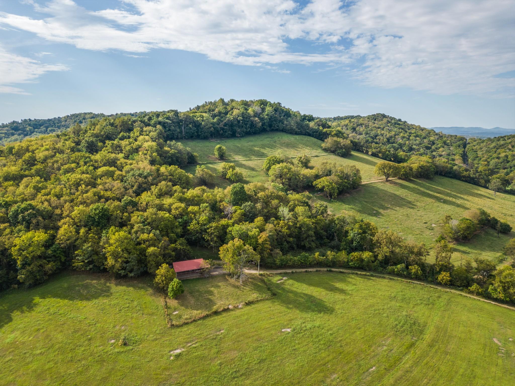 Plunkett Creek Rd, Gordonsville, TN 38563