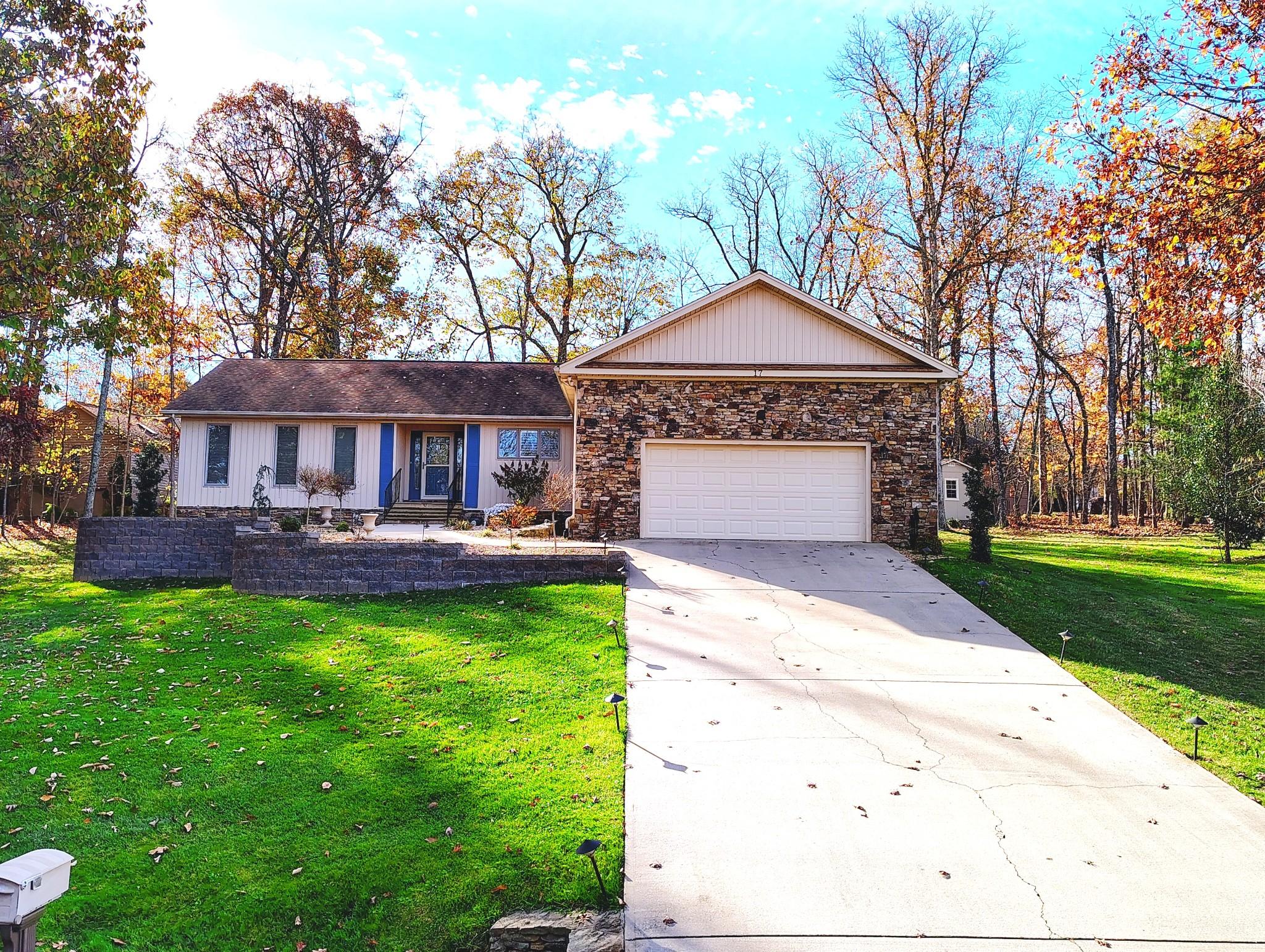 Marquette Ct, Crossville, TN 38558