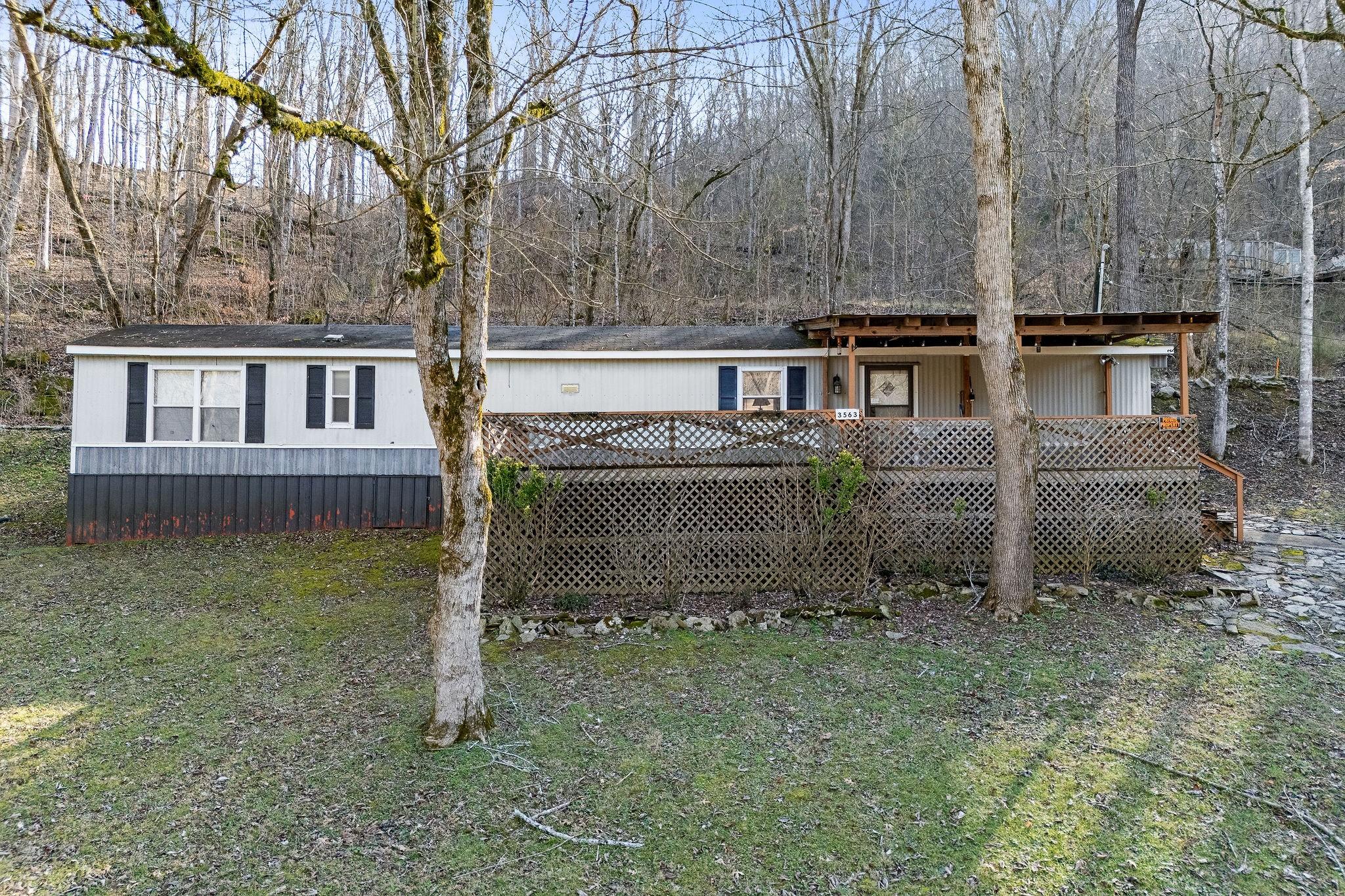 Winnebago Dr, Milford, OH 45150