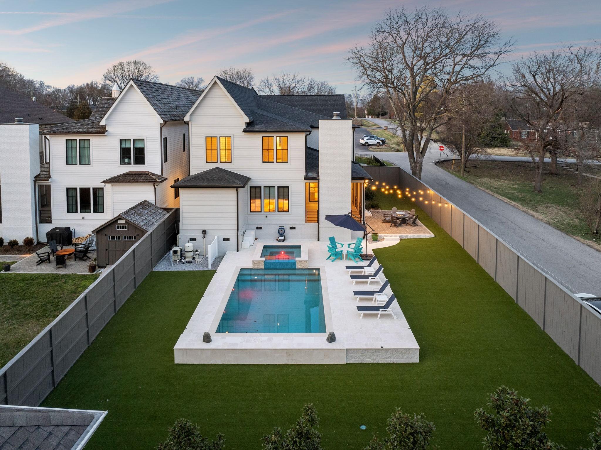 Glendale Ln, Nashville, TN 37204
