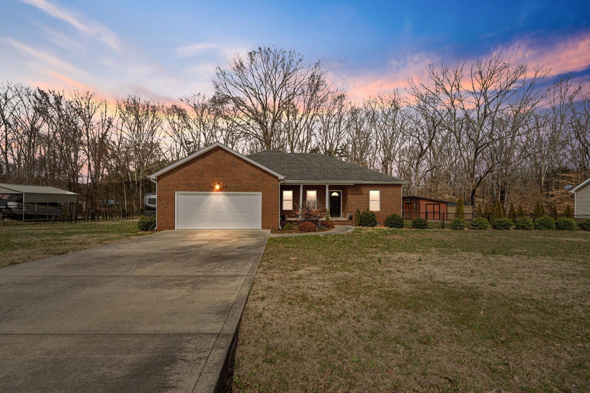 Fairview Cir, Winchester, TN 37398
