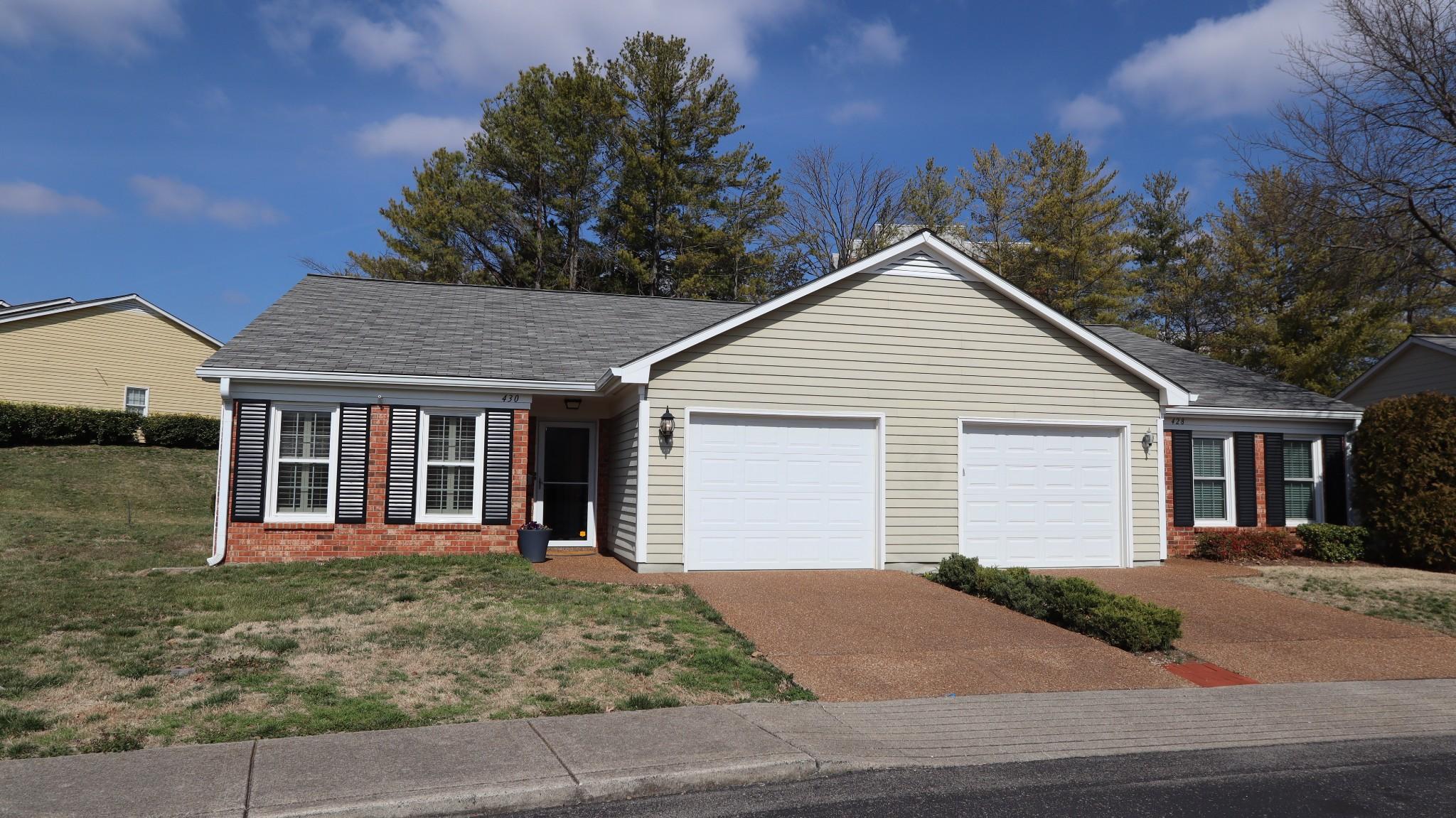 Siena Dr, Nashville, TN 37205