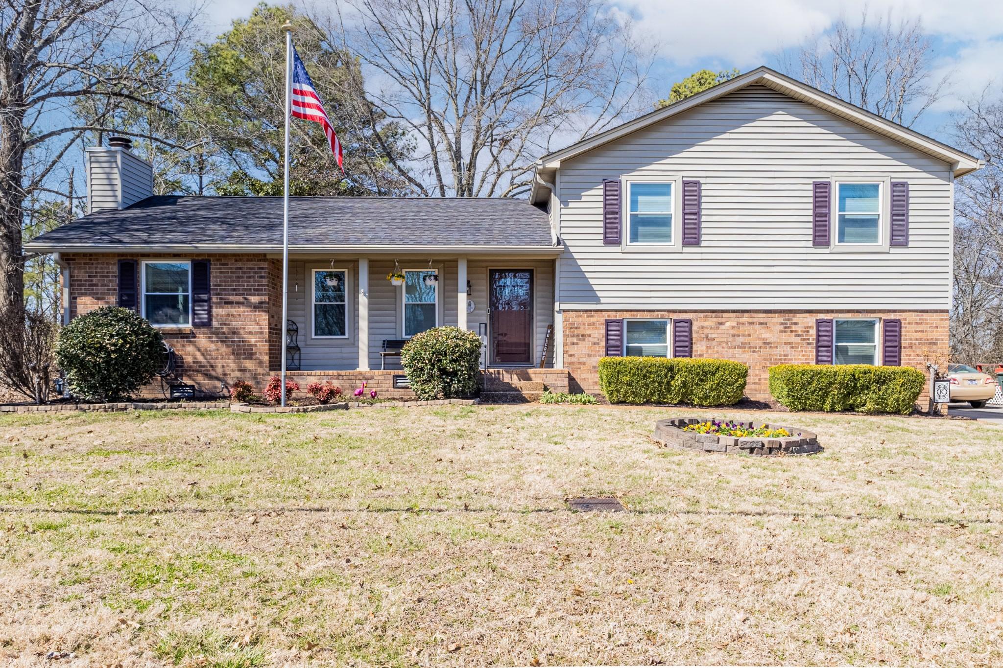 Roxborough Dr, Hermitage, TN 37076