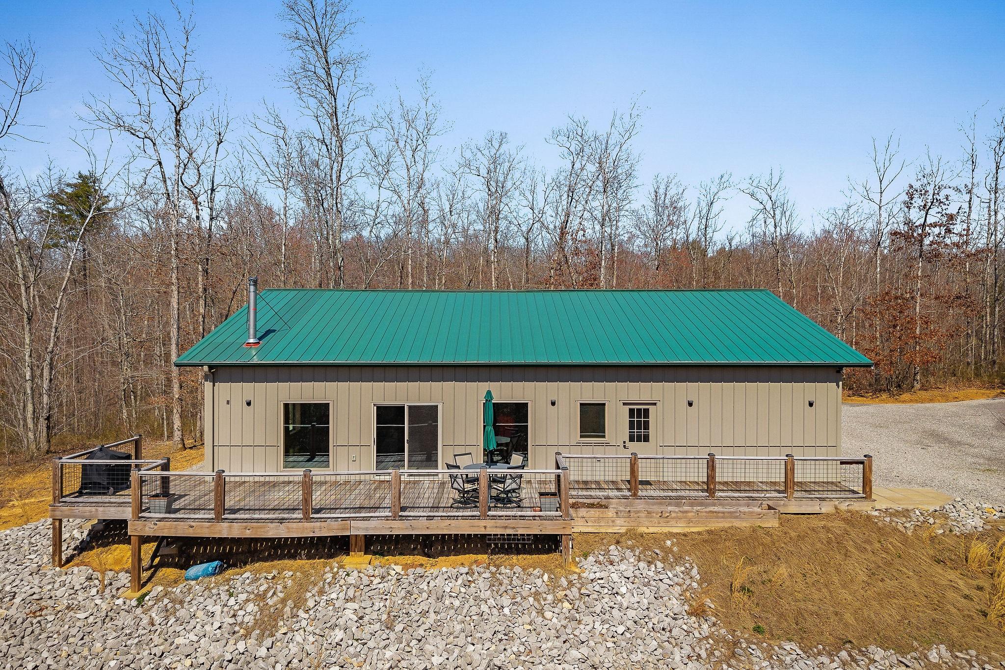 Rattlesnake Rd, Mc Minnville, TN 37110