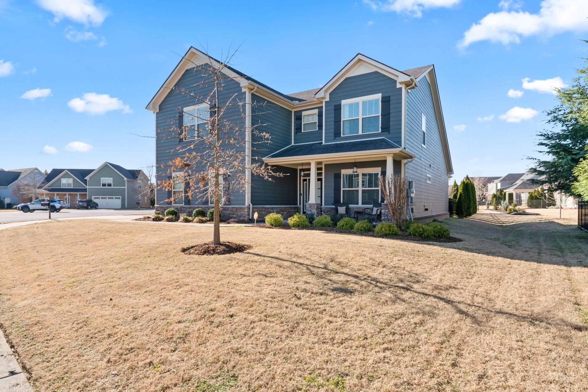 Maximillion Cir, Murfreesboro, TN 37128