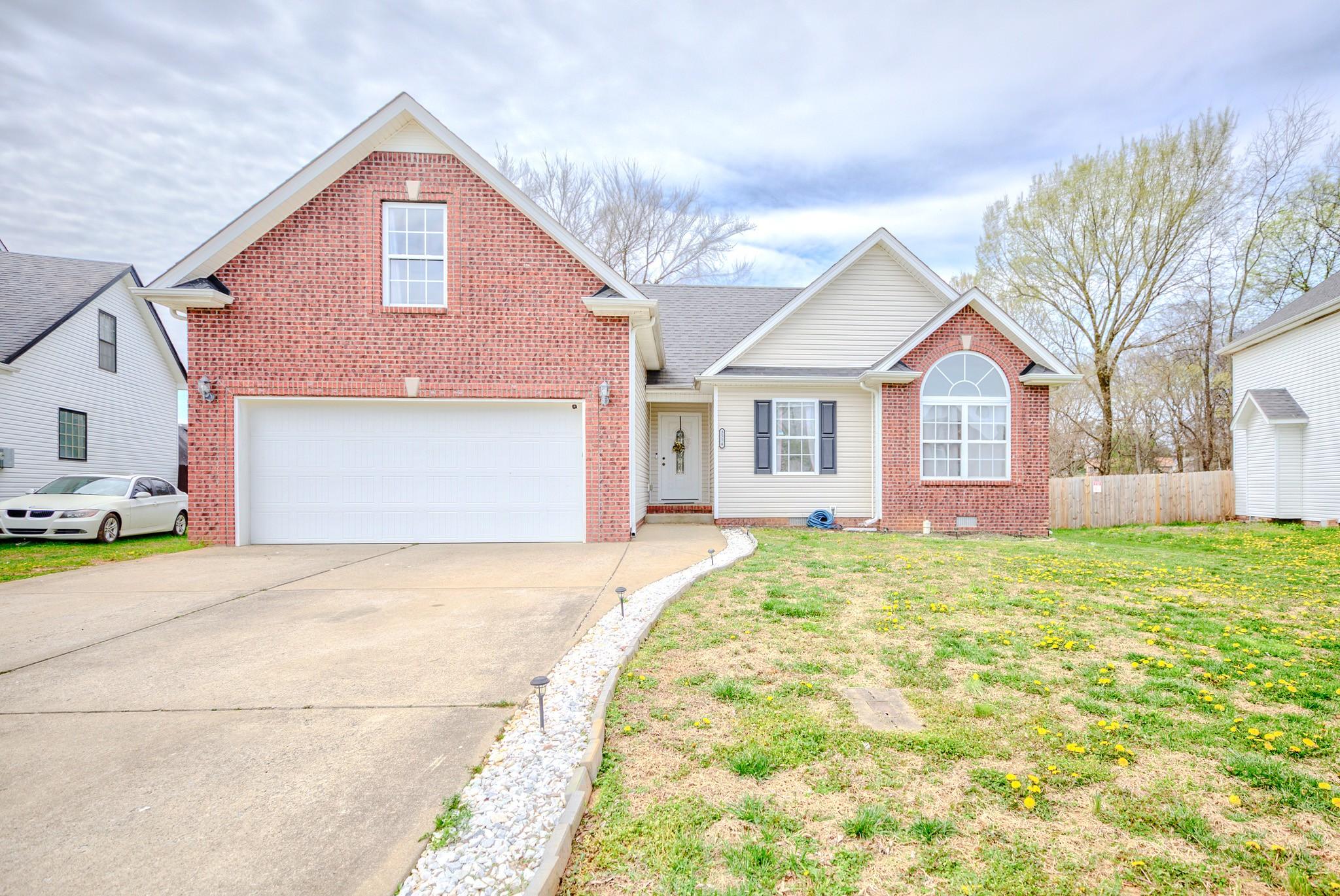 Southwood Dr, Clarksville, TN 37042