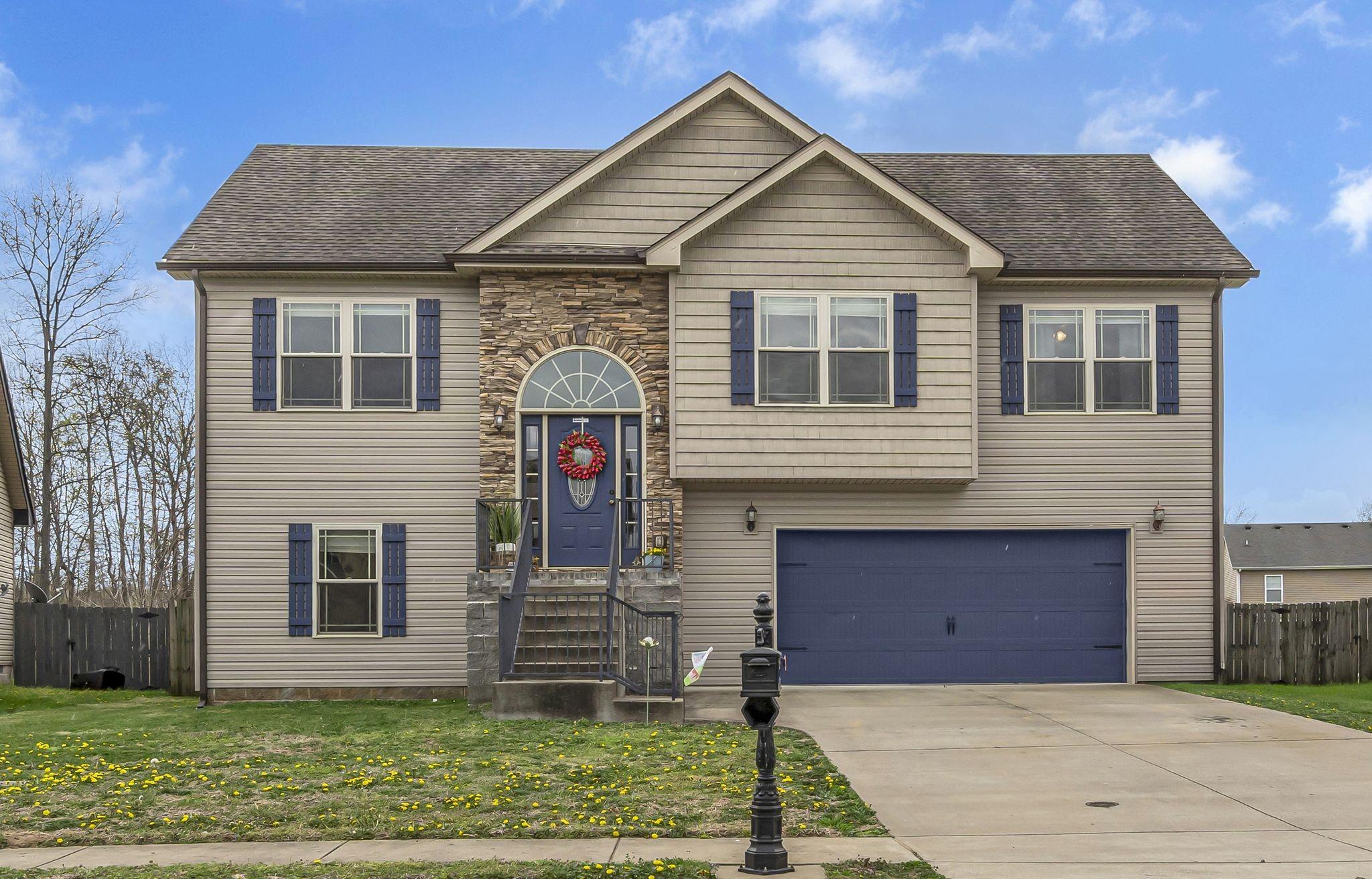 Fox Hound Dr, Clarksville, TN 37040