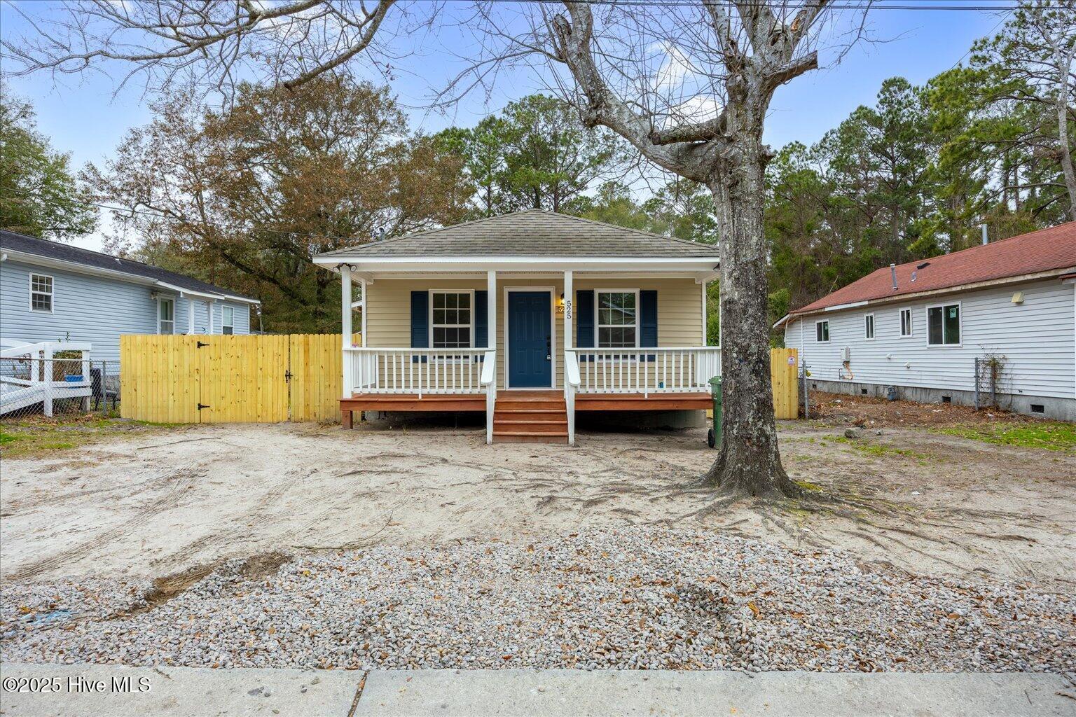 Maides Ave, Wilmington, NC 28405