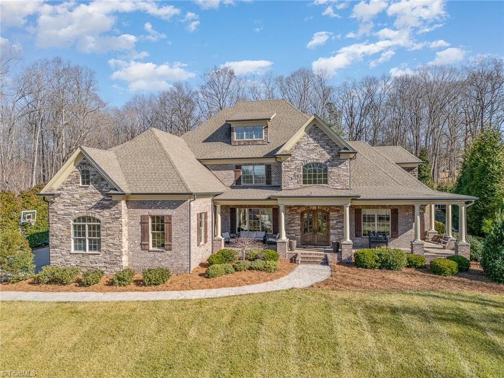 Nesting Way, Oak Ridge, NC 27310