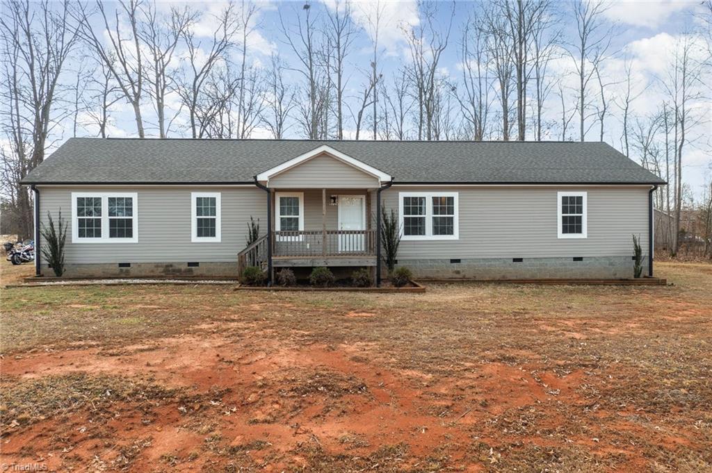 Walters Ln, Burlington, NC 27217