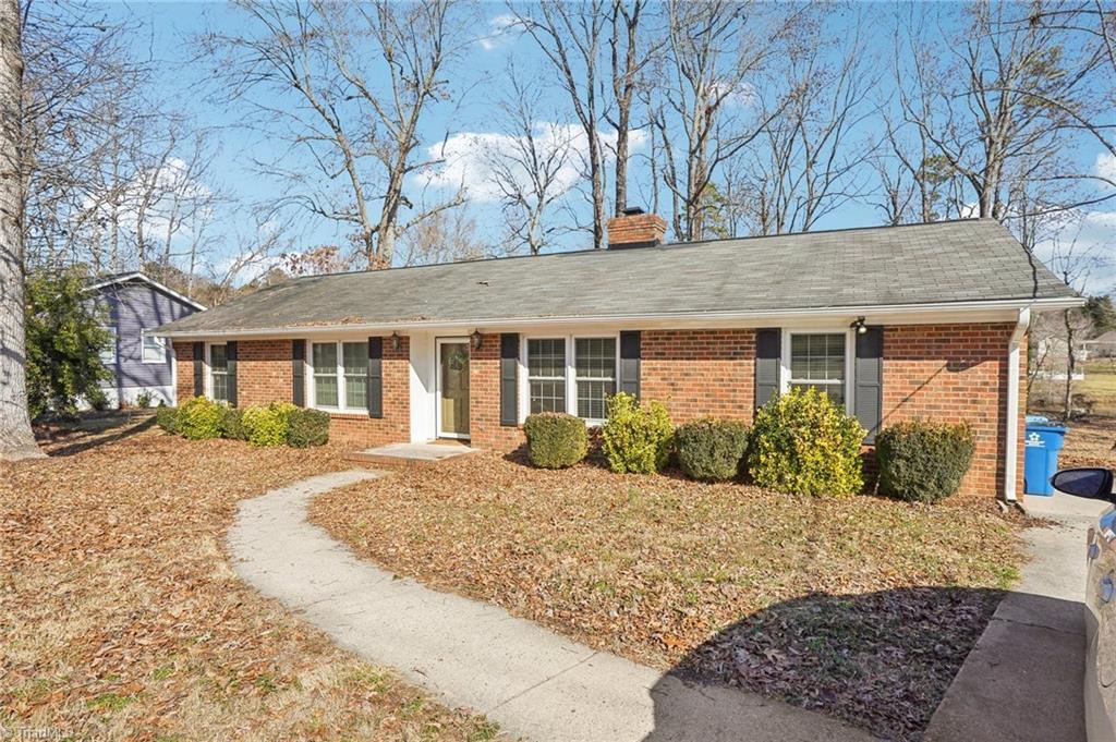 Kimmeridge Rd, Greensboro, NC 27406